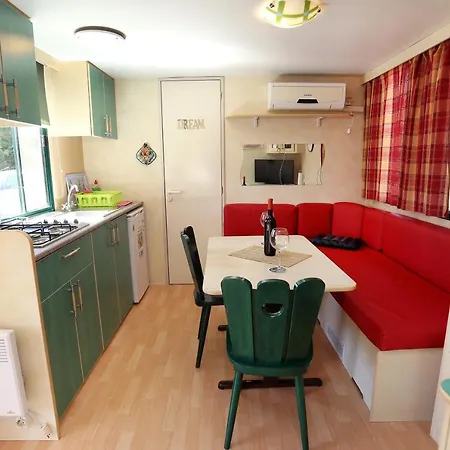 Olive Garden - Mobil Holiday park