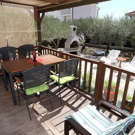 Olive Garden - Mobil Holiday park Trogir