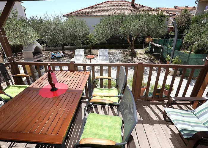 Olive Garden - Mobil Village de vacances Trogir