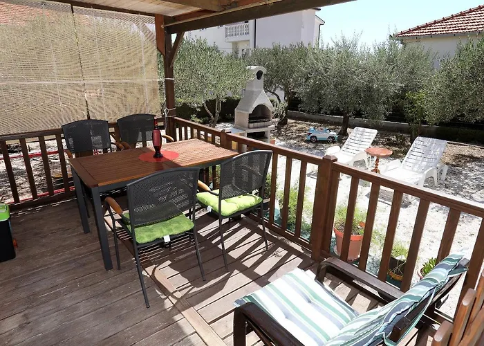 Olive Garden - Mobil Ferienpark Trogir