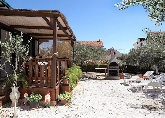 Olive Garden - Mobil * Трогир